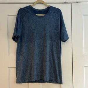 Men’s Lululemon active wear shirt - blue size L